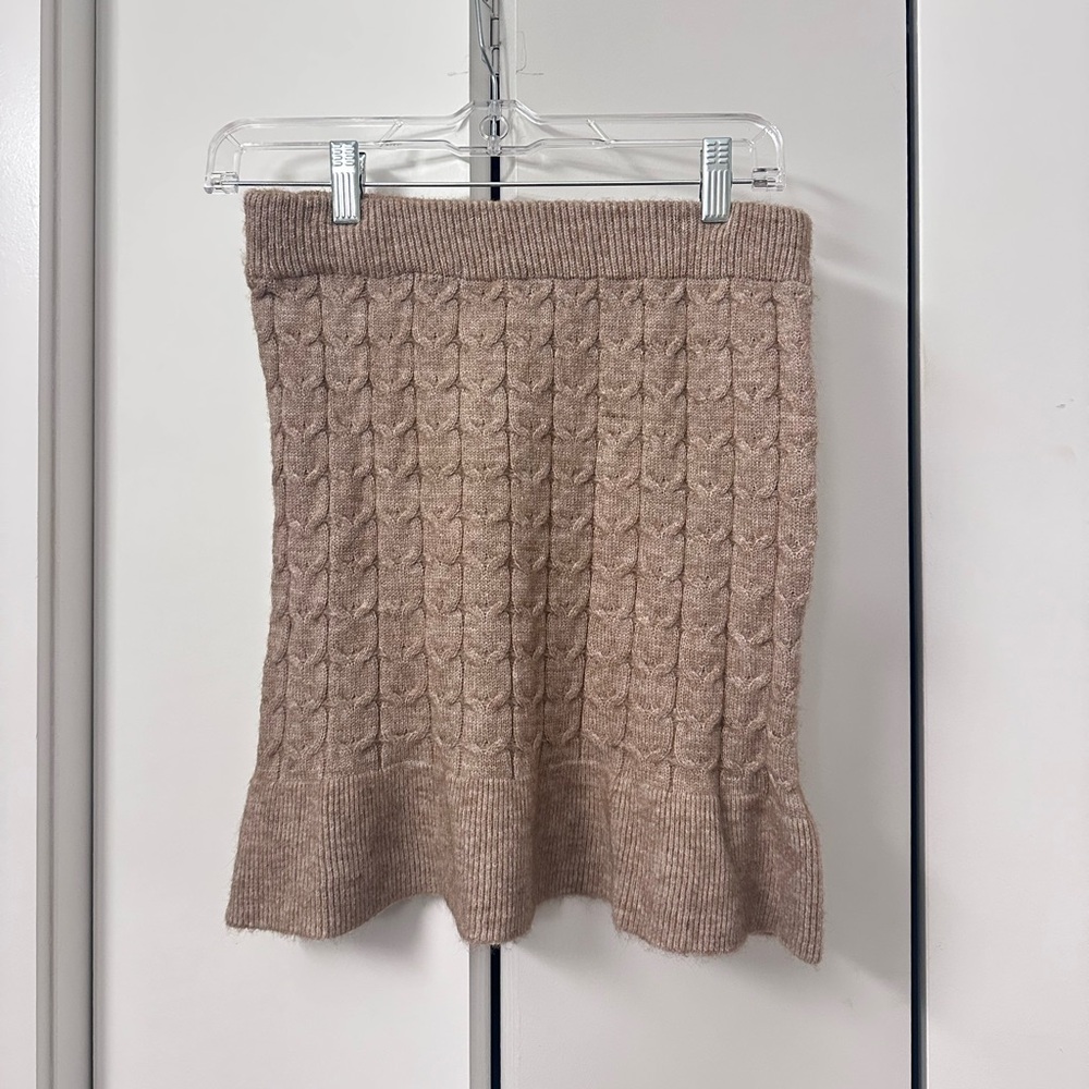 2-Piece Brown Sweater and Skirt Set